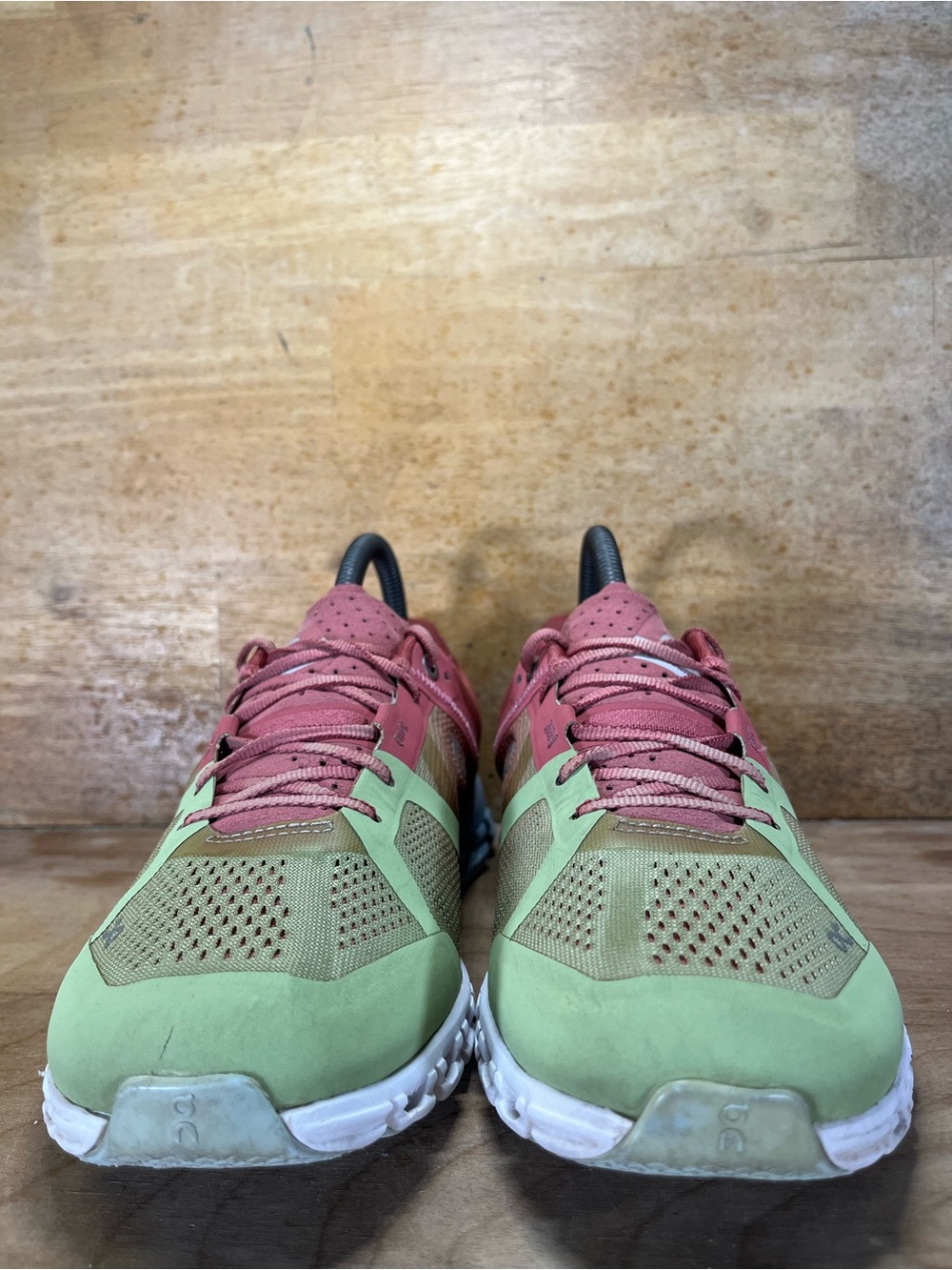 On Cloudflow REFLECTIVE Womens Size 7.5 Running Shoes Sneakers Guava/Dust Rose - Picture 2 of 13